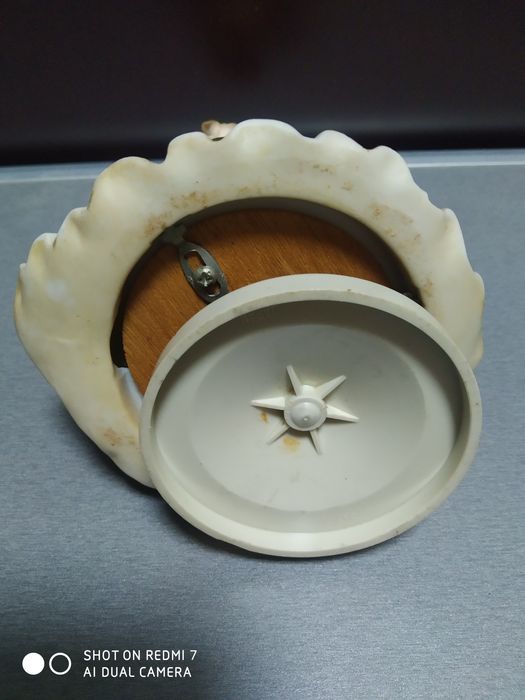 Оригинальная музыкальная статуэтка девочка.Европа.