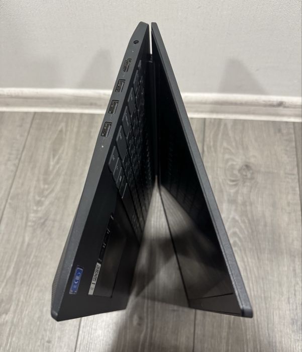 Сучасний Lenovo, 8Gb DDR4, NVMe 128Gb, хороша батарея, налаштований.