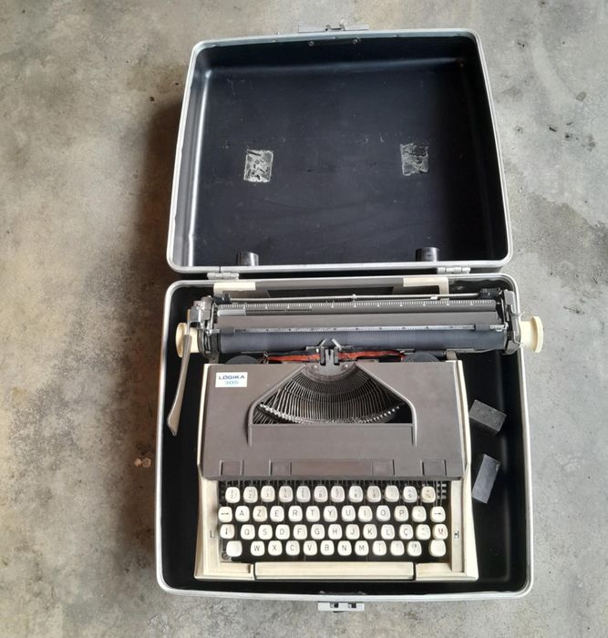 Máquinas de escrever antiga