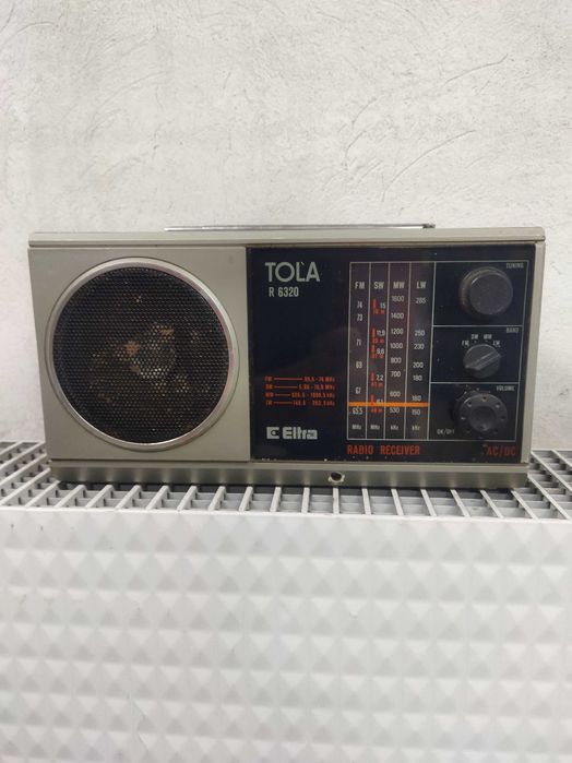 Stare zabytkowe radio Eltra Tola R6320