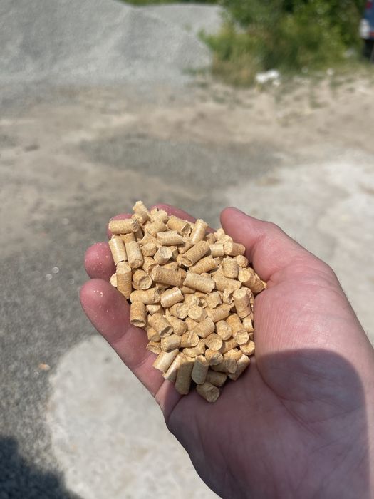 Пелета соснова біла