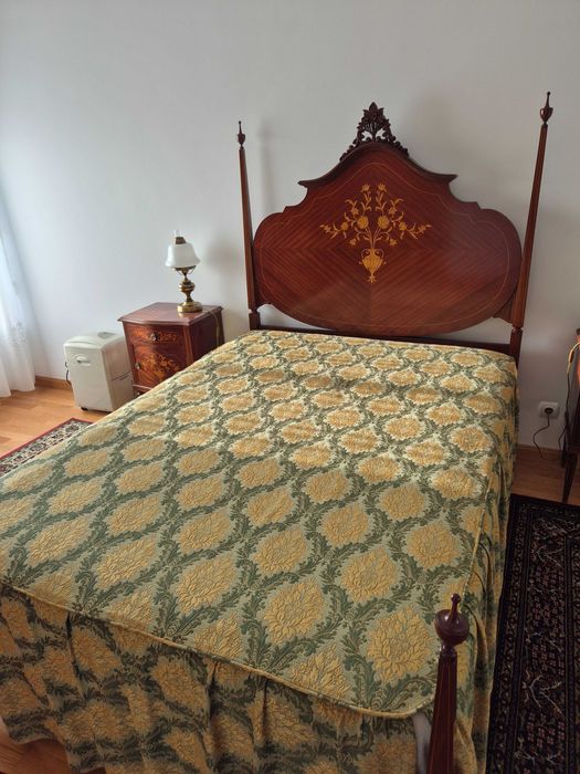 Mobília de Quarto, Estilo D. Maria - Bom estado