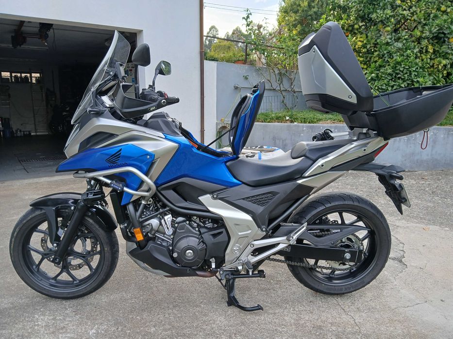 Honda NC 750X com  23.000 Km