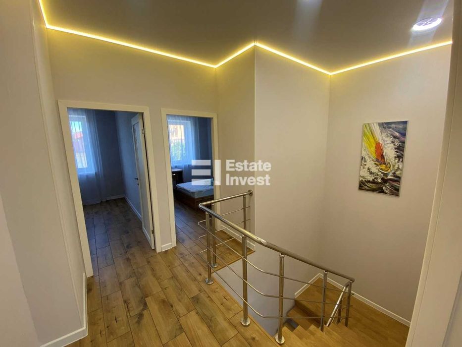 Продам таунхаус за адресою: пров. Дунаєвського, 1Б