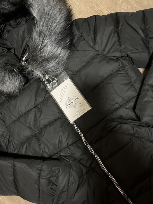 Куртка чорна нова