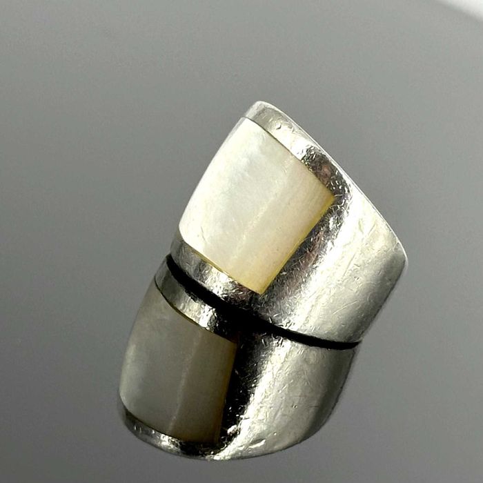 Srebro - Srebrny pierścionek z Macicą Perłową - próba 925