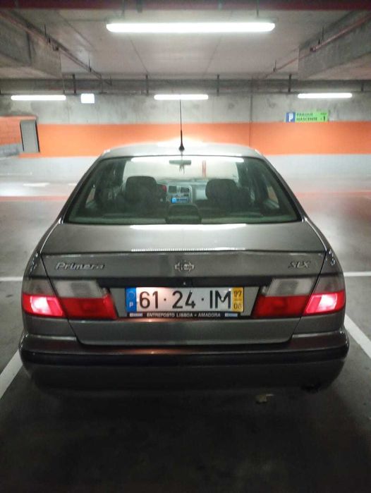 Vendo Nissan primeira em excelente Estado