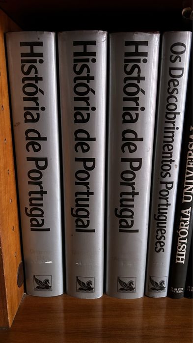 Vendo 4 livros da HISTÓRIA PORTUGAL e dos DESCOBRIMENTOS PORTUGUESES