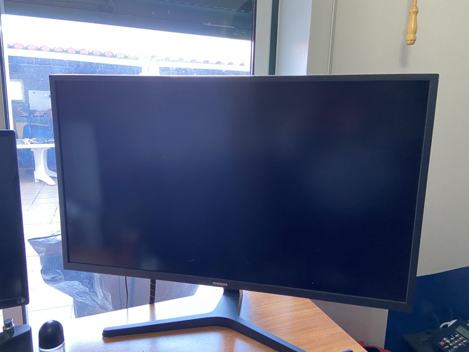 Monitor Samsung 32’’ – 60 Hz – Full HD