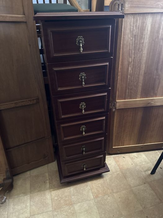 Mesa de quarto apoio