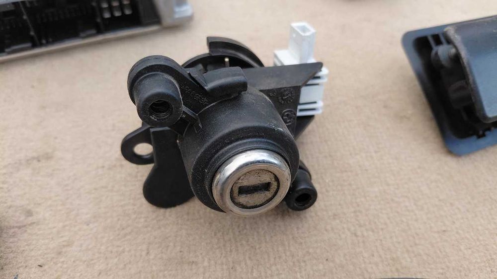 Komputer Sterownik zestaw startowy BMW E46 316i N42B18 1,8 Benzyna manual