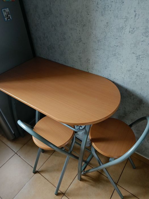 Stół kuchenny JYSK