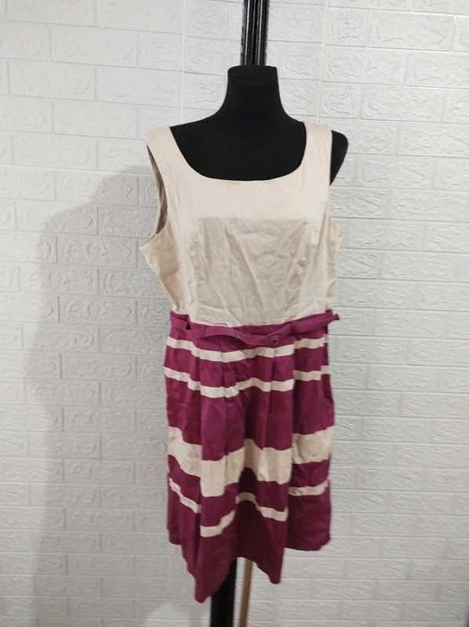 Sukienka rozmiar 44 Reserved Lato koktajlowa cena 15 zł