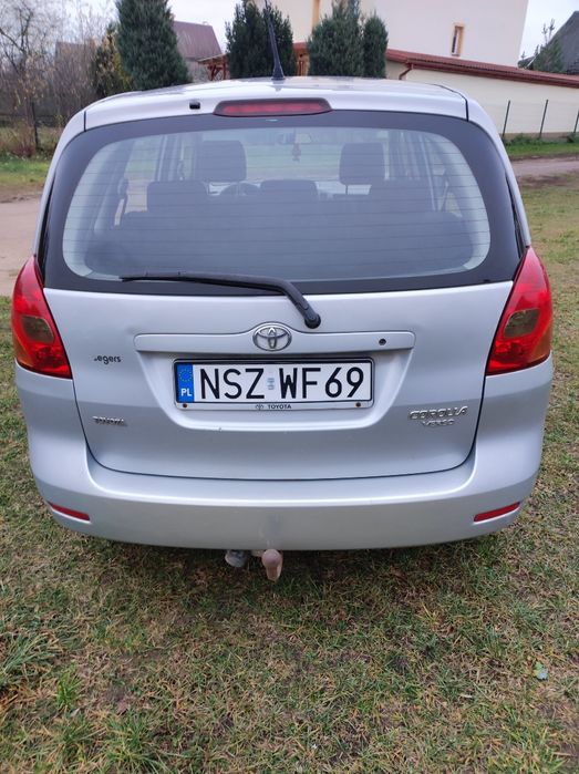 Toyota Corolla Verso 2 litry diesel