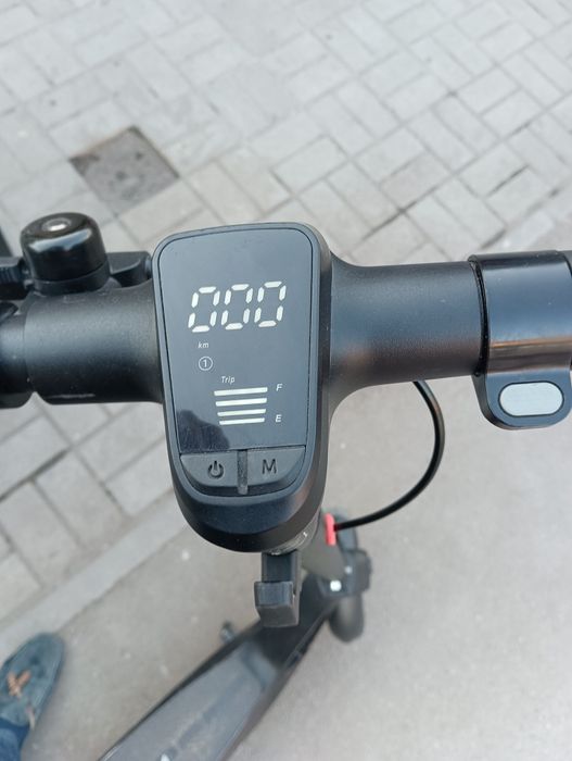 Електросамокат Proove X. 300w 10Ah,  обслужений. Возможен обмен.