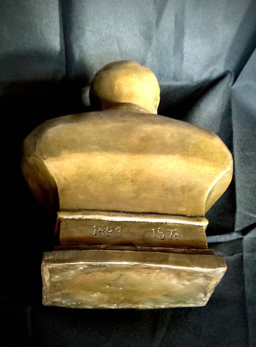 Busto em bronze de Mao Tse Tung