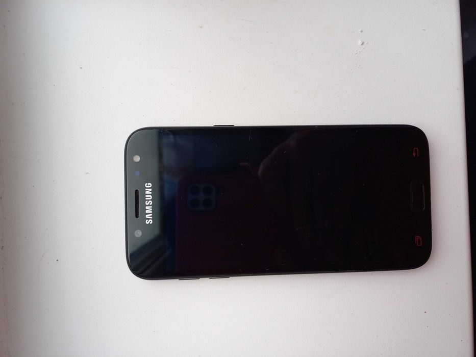 Продам телефон Самсунг Galaxy  J 5 , 530 2017 год. Б/У