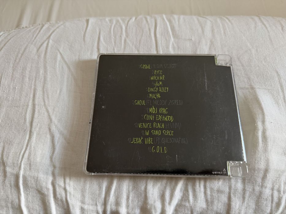 [CD] Guzior - ylloM zielony UNIKAT