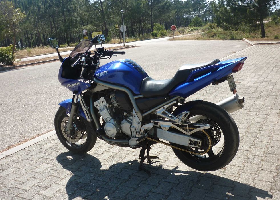 Yamaha FZS 1000 Fazer