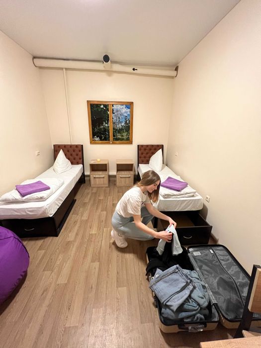 Окрема кімната на Костанайській, Голосіївський район — усе поруч