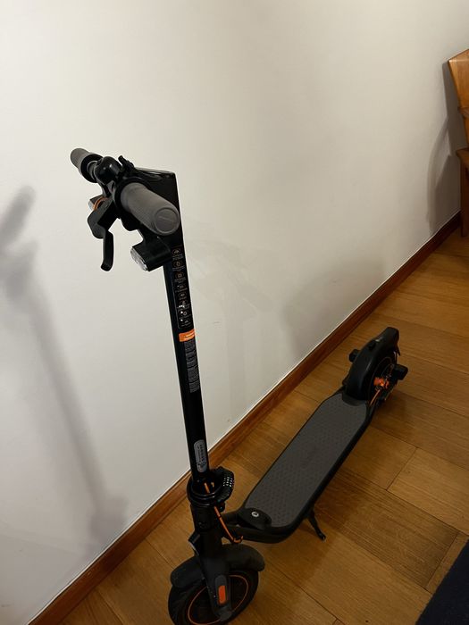 Trotinete Segway Ninebot F40 — Com Fatura FNAC (Garantia até 12/2026)