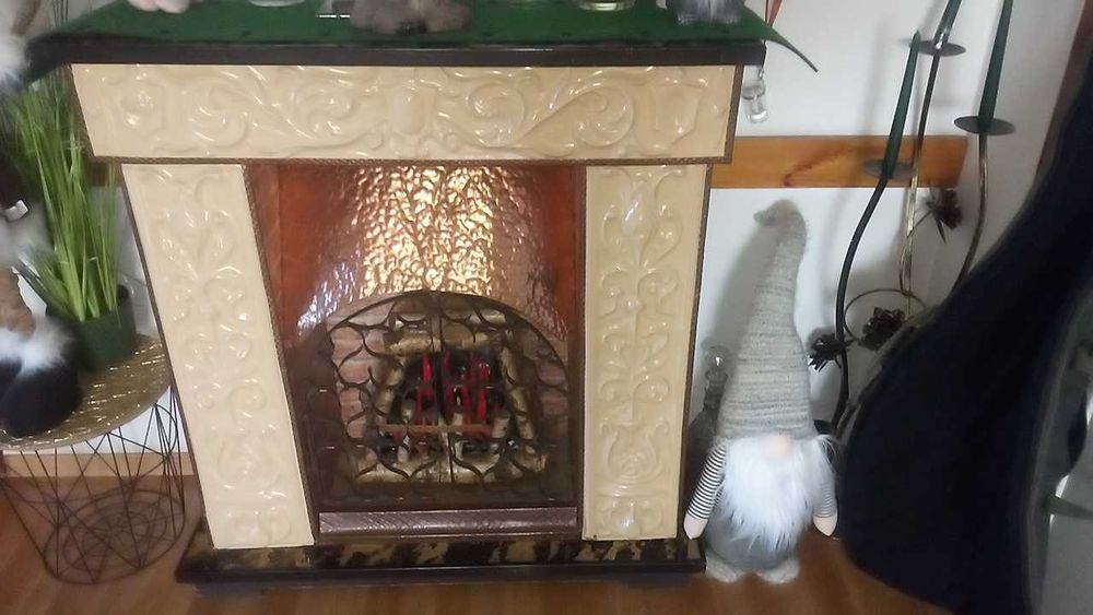 kominek prl z barkiem