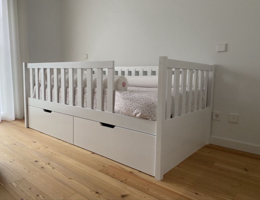 Cama infantil 90*190 com arrumação