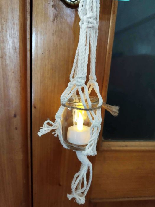 Porta-Velas de Macramé Feito à Mão