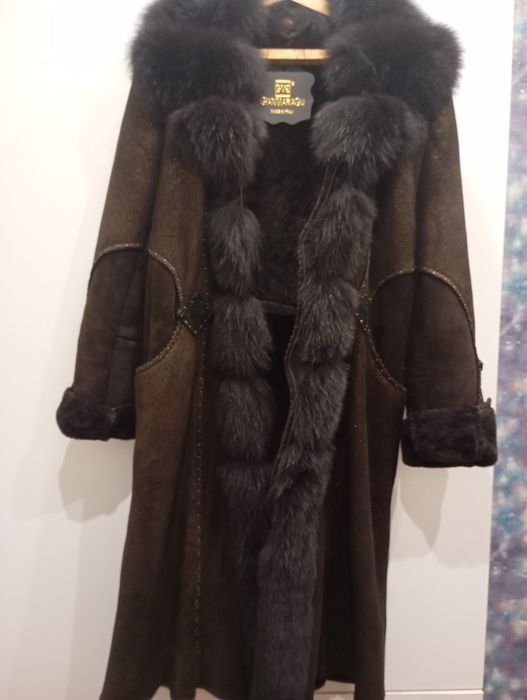 Продам нову дубленку !