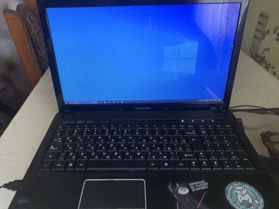 Ноутбук lenovo g560 i3 370m geforce 310m 6gb оперативної памяті