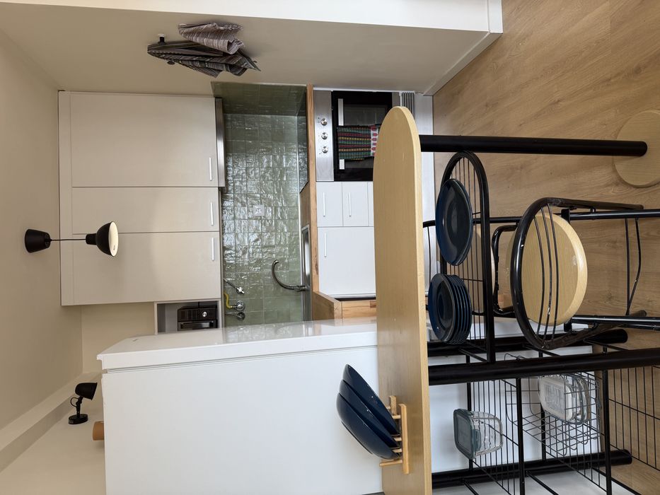 T1 Premium Mobilado com Varanda | Vista Parcial de Mar | Rua de Trás – Vila Nova de Gaia