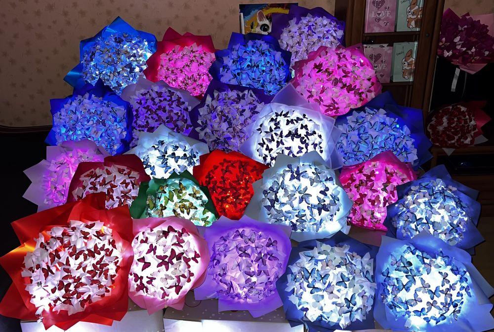 Букет з метеликів.Букет из бабочек.Светящийся букет