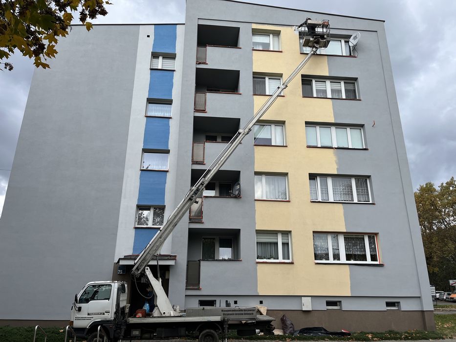 Podnośnik koszowy, zwyżka 19 metrów do wynajęcia z operatorem.