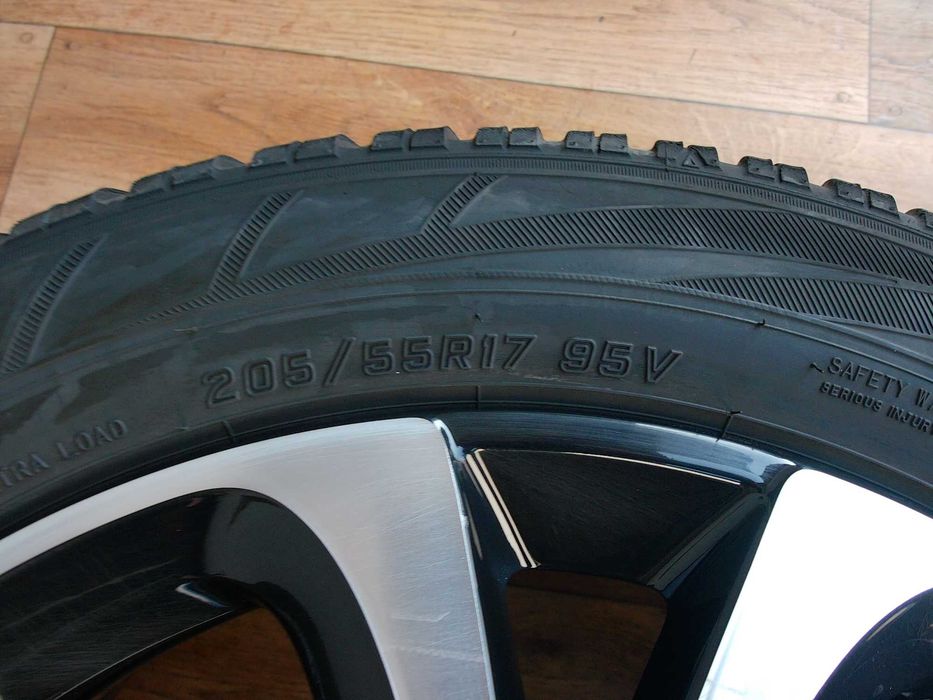 Falken EuroWinter HS01  205/55/17 95V z 2022r