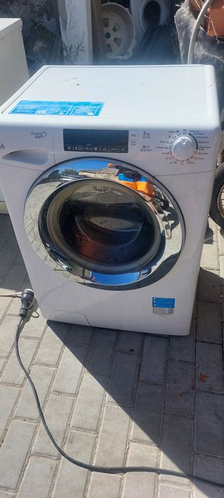 Maquinas de lavar roupa e loiça