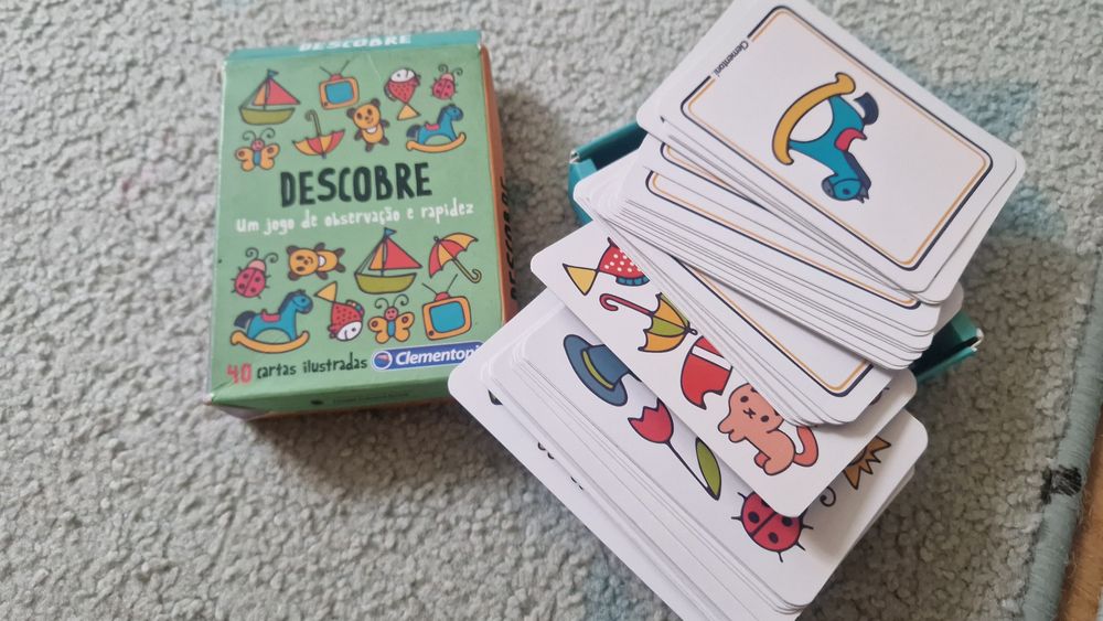 Jogo de cartas para crianças