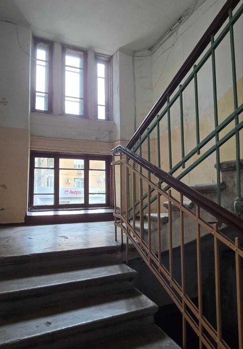 Продам 4 комнатную квартиру в Приморском районе с АГВ. Проспект Шевченко / Пироговская