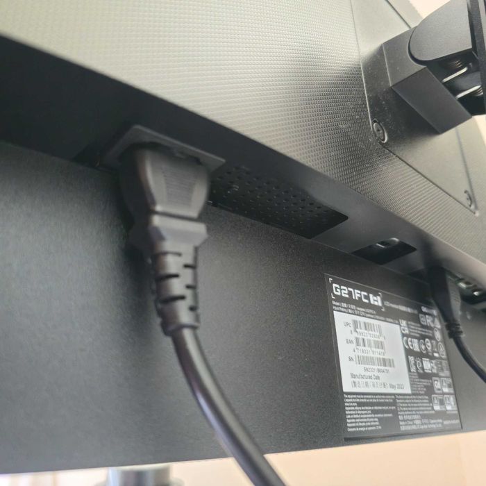 Monitor GIGABYTE G27FC A (27" - 170 Hz - 1 ms) (Colunas incorporadas)