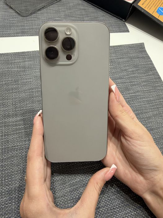 iPhone 16 Pro Max 256gb Natural Titanium Neverlock