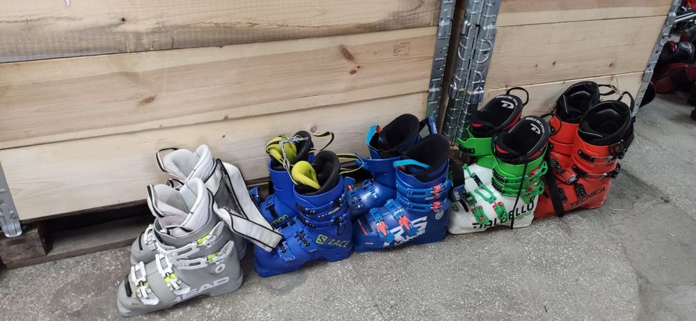 Pakiet butów narciarskich Junior Race(80zł/ 15€), 5 X buty narciarskie