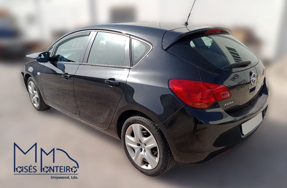 Peças Opel Astra J 1.3cdti de 2012