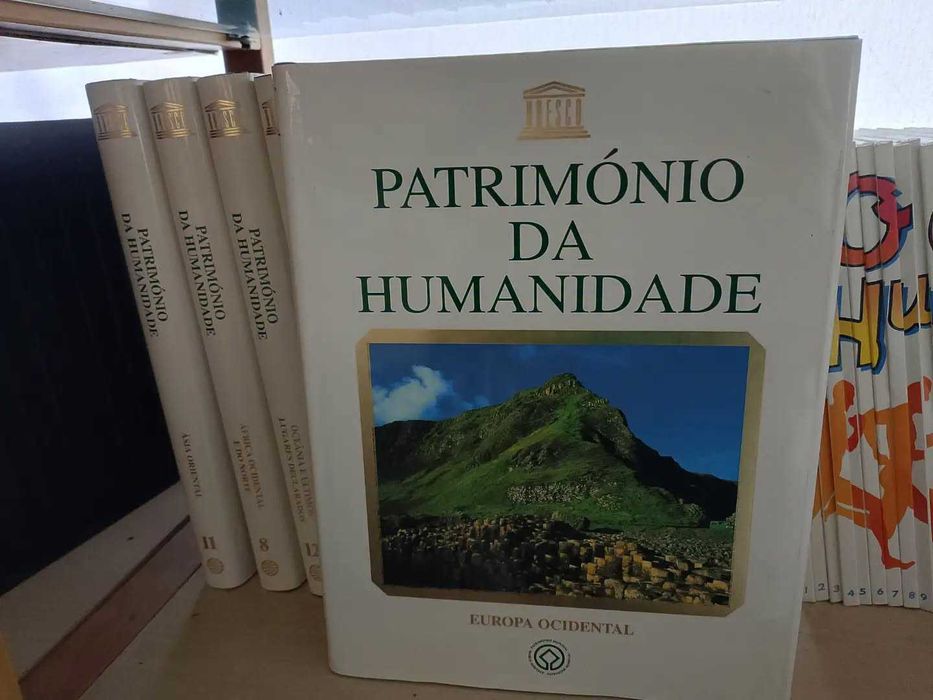 Coleção de lIVROS e CDS