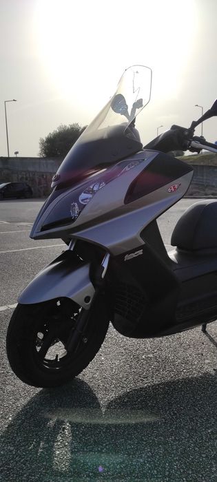 Scooter Kymco Downtown 125i cc