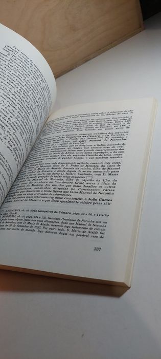 História da Madeira, Povoamento e Produção Açucareira - Rui Carita