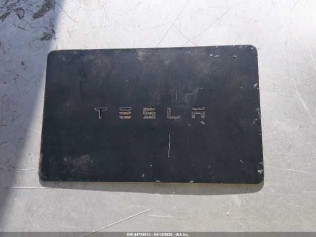 Tesla Model 3 2018 .