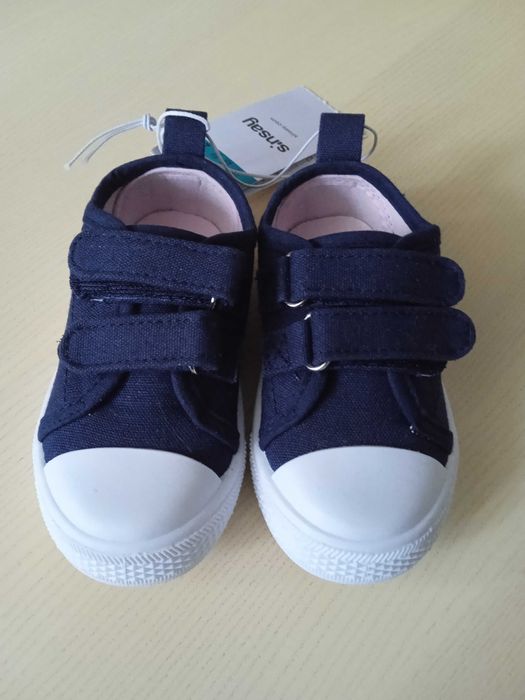 Новые кеды 20,21 размер