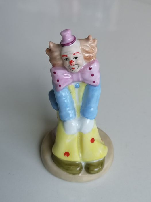 porcelanowa figurka klaun Charlys Tales vintage