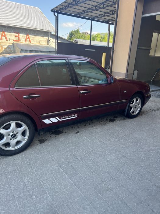 Mercedes w210 1996р 2.0 бенз