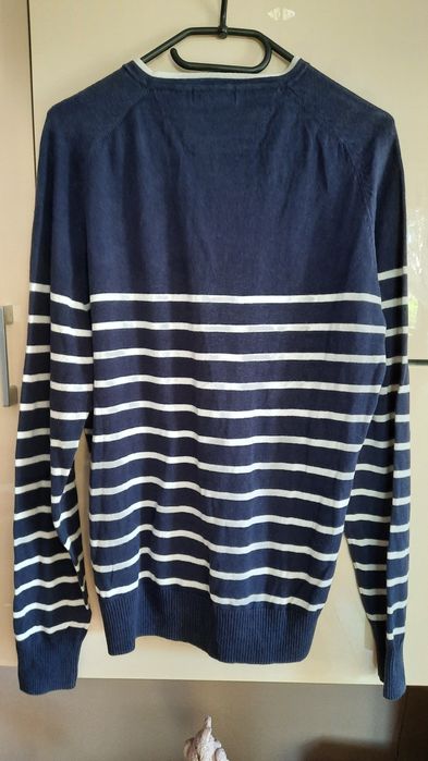 Świetny sweterek Lyle &Scott rozm.M