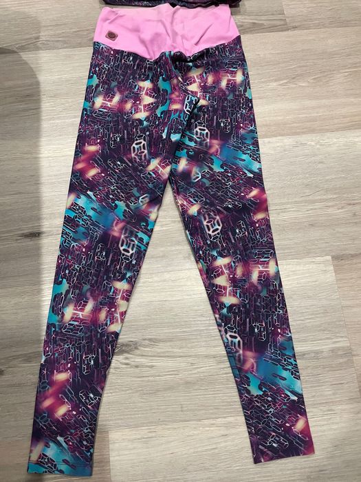 Conjunto desporto leggings e top